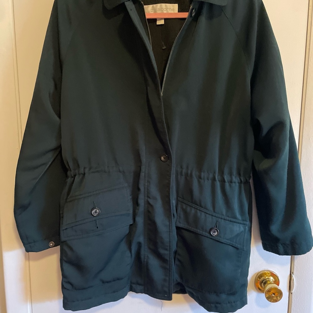 Vintage Liz Claiborne Super cute lined dark green coat, drawstring waist,no hood